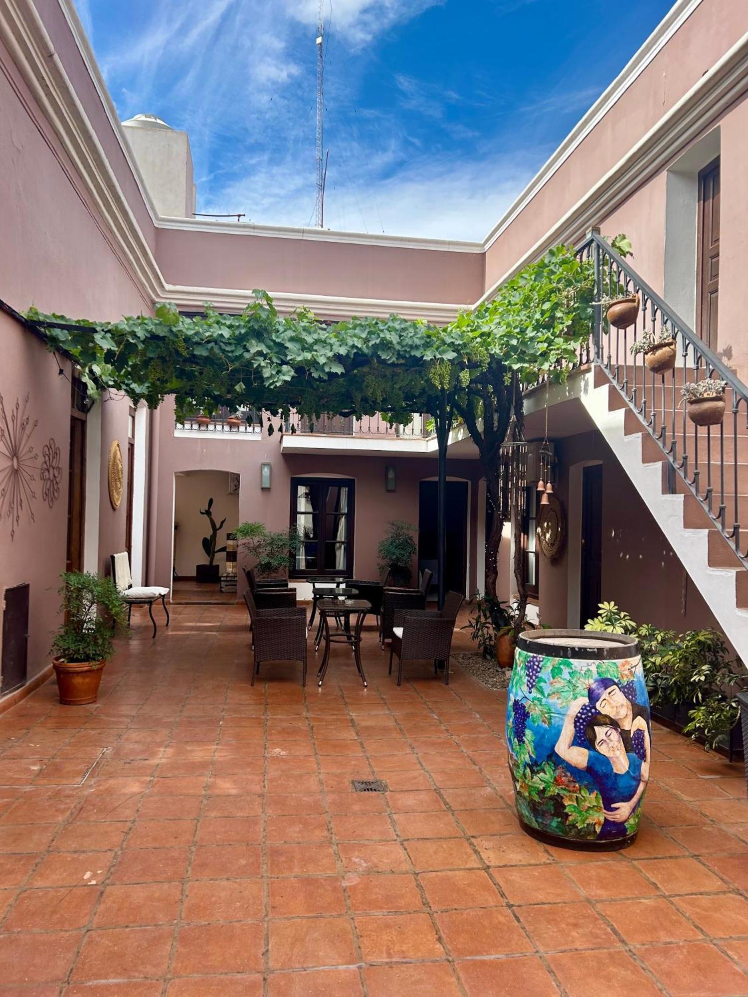 Hotel Plaza Кафаяте Екстериор снимка